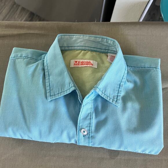 Michael Brandon Men’s Medium Light Blue Short Sleeve Button-Up Shirt - Picture 4 of 4